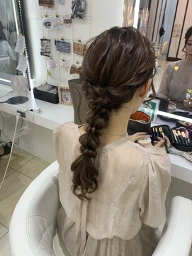 ジューシーティーティー(JUICY tt) 大人可愛い編みおろし