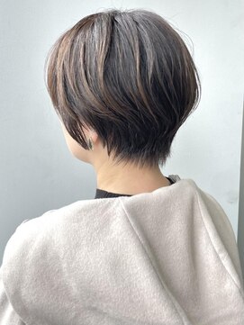 エレノア 梅田店(Eleanor) ◯首元スッキリショート◯