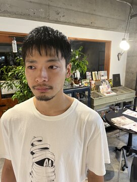 ヘアーラボ ハチ(HAIR LABO HACHI) クロップスタイル