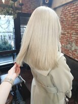 アンリ(Henri)&nbsp;【かしむら】ブリーチ/ブリーチカラー/ケアブリーチ/暖色カラー