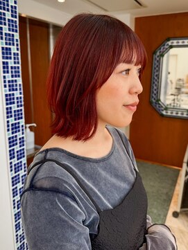 アテナ(ATENA) ワインレッド×レイヤーボブ