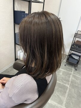 バセット バイ アルター 鎌取店(basset by aL-ter) スモーキーベージュ