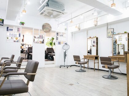 アーシェ 横浜店(A'SHE)の写真