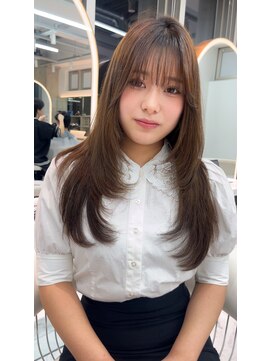 ロンドルピナス 小倉(Lond Lupinus) ブルーブラック/ワイドバング/美髪のススメ/外ハネボブ/北九州/