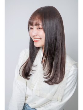 ルフュージュ バイ プロデュース 相模大野店(Refuge by Produce) チョコレートブラウン/レイヤーカット/ストレートロング