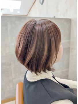 イル(iru) ラテベージュ/ショート/大人ショート/Miku