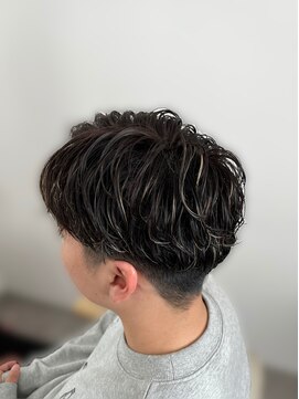 ジャミン 長嶺店(Jammin.) メッシュ×フェザーパーマ刈り上げセンターパート