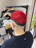 トリコ(ToricO) アクリルレッド フェードカット ダブルカラー 刈り上げ