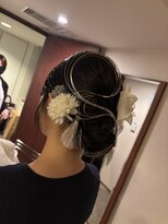 リアン(Lien) 編み込みシニヨンアレンジ♪