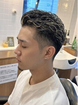 ゼロスバーバー(0's BARBER SHOP) 清潔感モテメンズ刈り上げマッシュショート大人カッコイイ