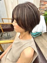 ルーナヘアー(LUNA hair)&nbsp;ショートカットハイライト白髪ぼかし30代40代50代60代70代