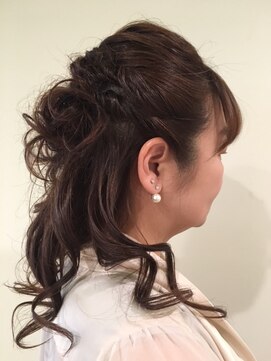 ラ チョッカ 幕張本郷店(la ciocca) シンプルハーフアップ