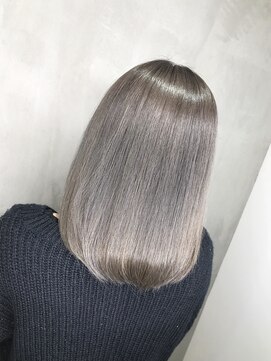 アンダーバーホワイトモデ 河内長野(_WHITE mode) ☆インスタ映え大人気・ケアブリーチ　千代田×河内長野