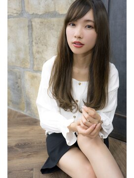 ノーティー(NORTY) ＊　Straight   Long   Ash  ＊