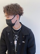 レフ(LEF)&nbsp;【オダオススメ！】センターパート×波巻ウェーブ