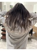 クールなホワイトシルバー！バレイヤージュグラデーション@京橋