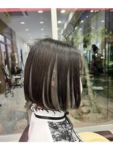アーベンフィール 金沢松村店 Whiteハイインナーカラー