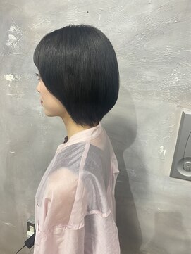 ロア 福岡天神本店(LORE) チャコールグレー