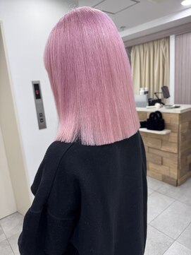 ジゼル(gisele) ホワイトピンク