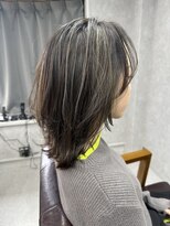 リアン(Lien) 極細ハイライト×くびれミディアムレイヤー/赤味抹殺/透明感