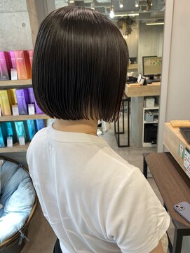 クラム(clam.) 【clam./窪田】大人可愛いミニボブ/切りっぱなしボブ