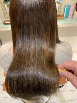 アジュテ(ajouter)の写真/女性スタイリスト多数在籍で大人女性の髪のお悩みも相談しやすい◎細やかな気遣いで何度も通いたくなる。