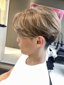 シャンプーボーイエイムス(SHAMPOO BOY aims) バレイヤージュ/ハイライト