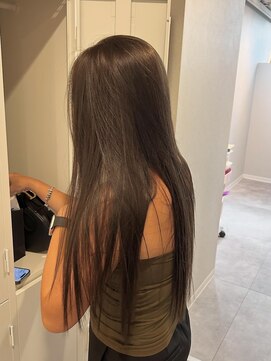 リル(lilu) グレージュハイライト×レイヤーカット