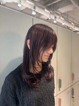 ムーム(Momb) レイヤーカット