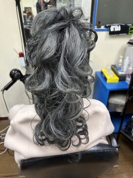 ジュン 小岩 ハーフアップポニーテール