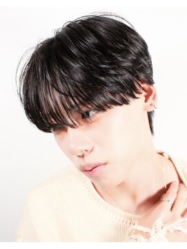 オーシャントーキョー ホワイト 原宿(OCEAN TOKYO WHITE) シースルーラウンドマッシュウルフニュアンスパーマ黒髪韓国へア