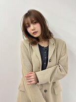 イル 天神西通り店(ill) 20代30代ボブ/ミディアムレイヤー/グレージュ/透明感/天神/大名