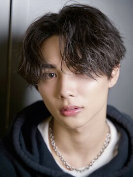 ルーシー 渋谷(LUCEY) センターパートフェザーパーマシャドウパーマメンズパーマ