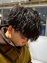 アイトーキョープラスシー 横浜(AI TOKYO+Sea) 横浜/高島町/フェザーパーマ/毛流れパーマ/センターパート