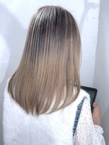 ブレイズヘアー(BLAZEhair)&nbsp;【ナチュラル仕上げ】脱白髪染めバレイヤージュ×ブリーチ２回