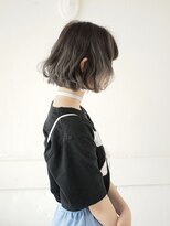 ネフ(NeF)&nbsp;アッシュグレーのグラデーションカラー☆