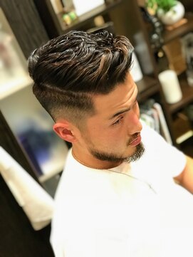 オムヘアーバイグルーマーズ(HOMME HAIR by GROOMER/S) BarberStyle.FadeCut.GrungePerm.HommeHair2nd櫻井