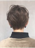 ハンサムベージュショート_ボブディ丸みショート_ba184114