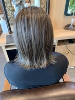 エルバイシオン(aile by sion)&nbsp;極細ハイライト×グレージュ/20代/30代/40代/50代