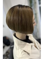 ツムグ 代官山店(TUMUGU)&nbsp;大人可愛い白髪ぼかしサンドベージュアースカラーデザインカラー