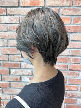 ベイショア(Bay Shore NY) [BayShoreNY]くびれハンサムショート×シアーグレージュ