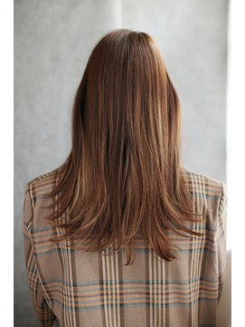 シュシュット(chouchoute) 美髪ヘルシースタイルショコラグレーアッシュふんわりカール/174