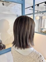 ラソニシカサイ(Lazo nishikasai)&nbsp;ハイライト切りっぱなしボブ