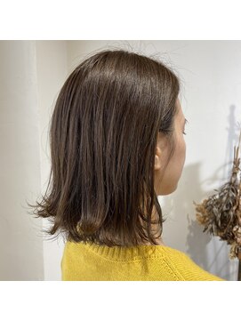 レイドバック(LAID-BACK) 【LAID-BACK高内】ミディアムカット