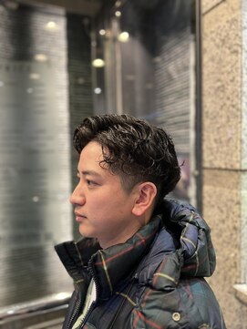 ヘアモード キクチ 銀座店 大人ウェーブパーマ〈理容室〉