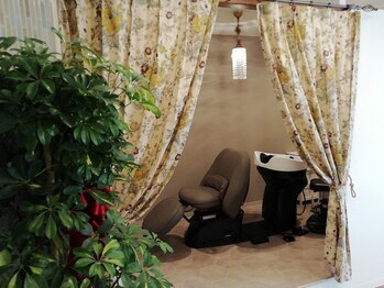 フィガロ(Figaro)の写真/頭皮の汚れをしっかり落とし健康な髪に！日頃の疲れを癒してくれる☆至福のヘッドスパをご体験♪
