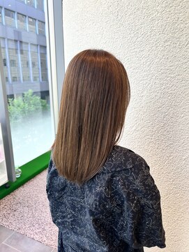 エルサフィロ ヨドヤバシ(el zafiro yodoyabashi) くびレイヤー前髪髪質改善小顔レイヤーロング20代30代40代50代