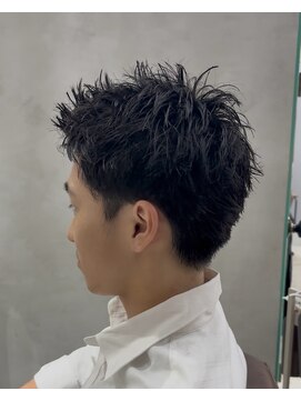 ロイド(Lloyd) 【Lloyd 大宮】スパイキーショート