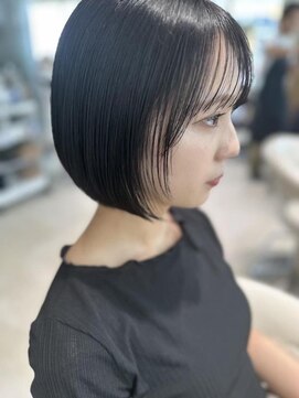 コンティロミー(CONTI ROMMY.) ミニマルボブ前髪あり髪質改善トリートメント黒髪20代～50代