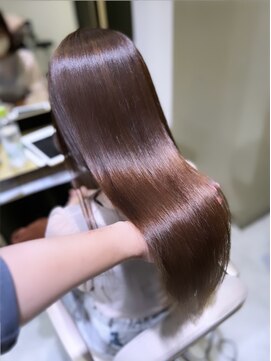アマンドール(Aman D'or) 美髪矯正でお悩み解消☆